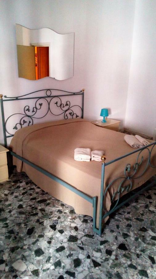 Bed and Breakfast Fermata Marconi Bari Exterior foto